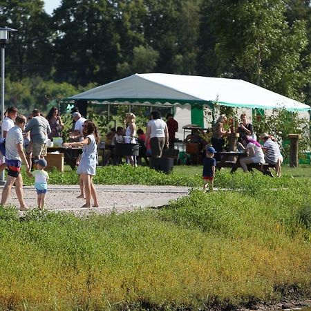 Karpu Dikis-Kempings Viesites Jaunmārupe Zewnętrze zdjęcie